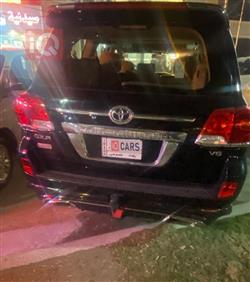 تۆیۆتا لاند کروزەر